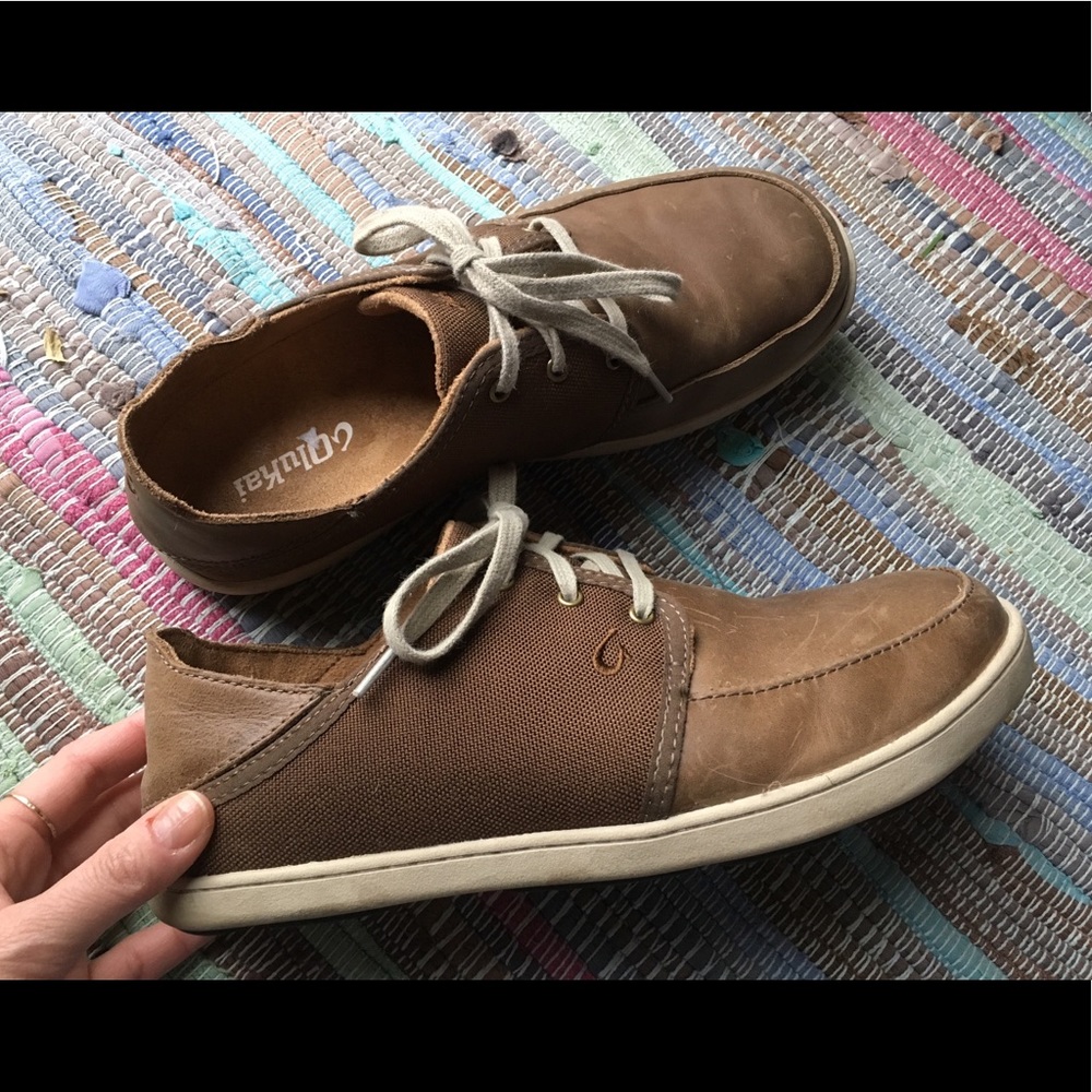 Men’s Olukai shoes